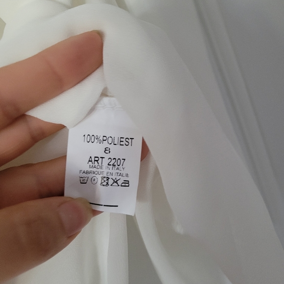 Nwot blouse - Picture 3 of 3